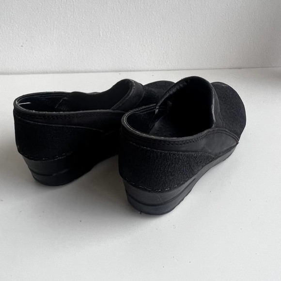 Dansko black shoes  5.5m3 8 - Picture 2 of 4